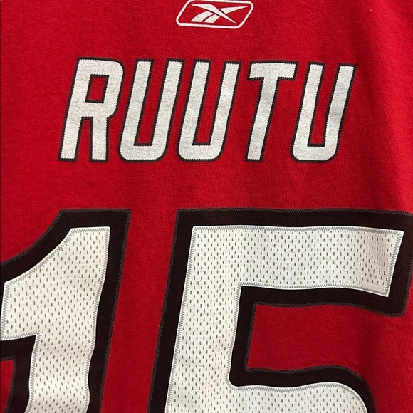 NHL Carolina Hurricanes Ruutu Reebok Red Cotton T-Shirt - Picture 3 of 5